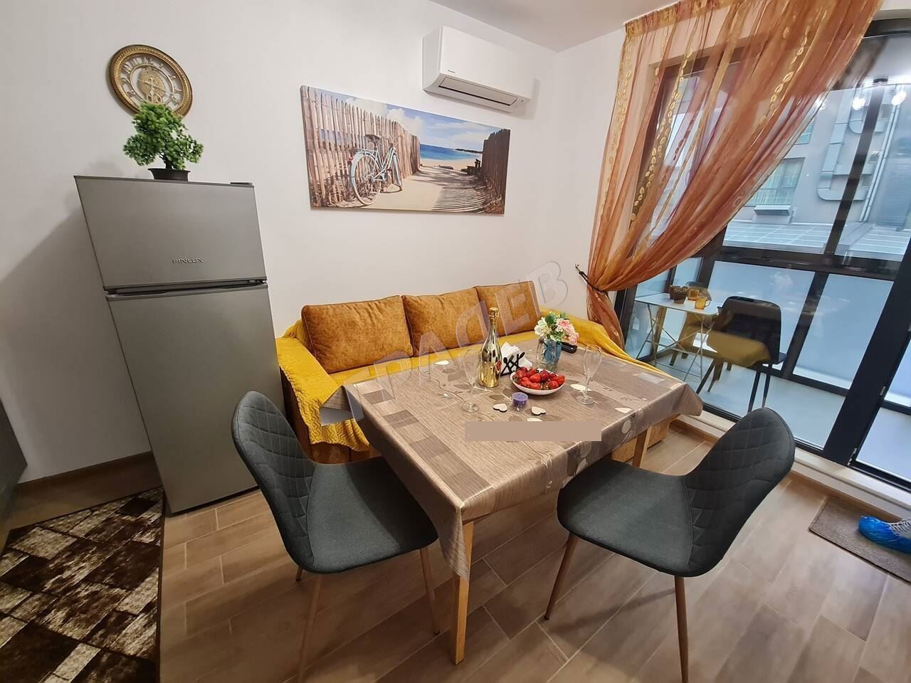 Луксозен двустан апартамент под наем в Идеален Център - Агенция за недвижими имоти Варна - Екипът, имот 3