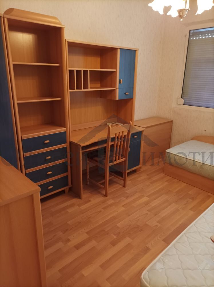 Готов за нанасяне, четири отделни стаи - Агенция за недвижими имоти Варна - Екипът