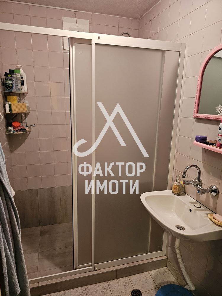 Четиристаен тухлен Лятно кино Тракия - Агенция за недвижими имоти Варна - Екипът