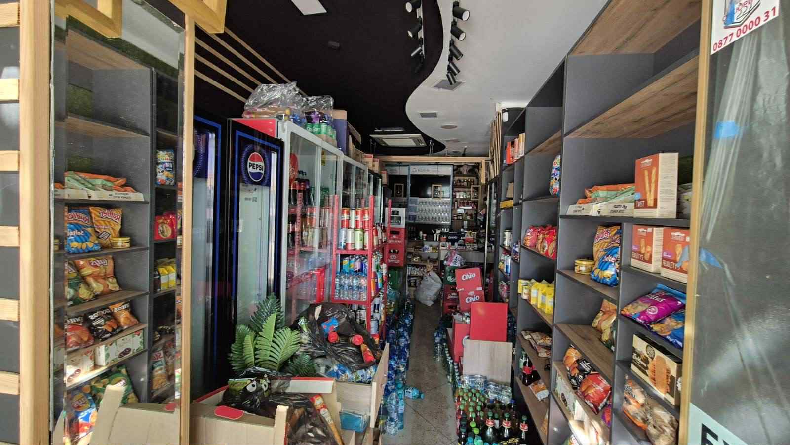Магазин - Агенция за недвижими имоти Варна - Екипът