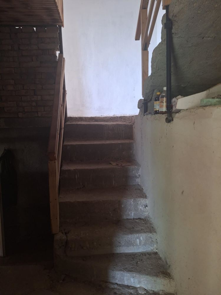 Продава се къща в село Велино 130 кв.м РЗП, двор 1500 кв.м - Агенция за недвижими имоти Варна - Екипът