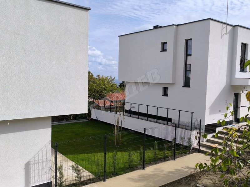 Нова къща с морска панорама в района на Манастирски рид - Агенция за недвижими имоти Варна - Екипът, имот 2