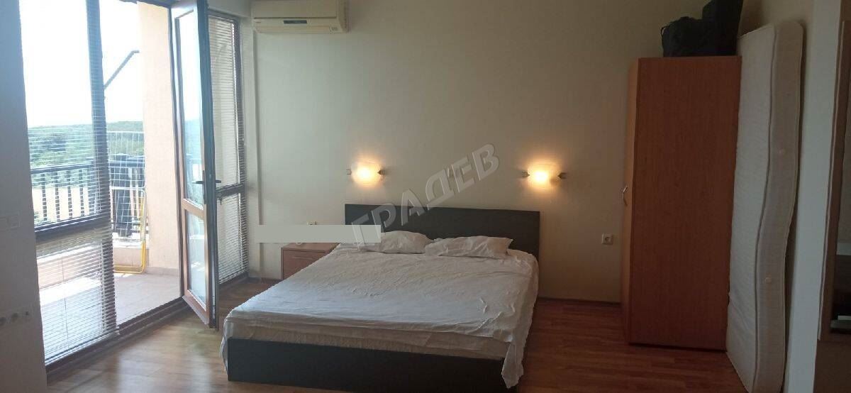 Просторно студио/ апартамент под наем в Daisy Seaside Apartment в к.к. Камчия - Агенция за недвижими имоти Варна - Екипът