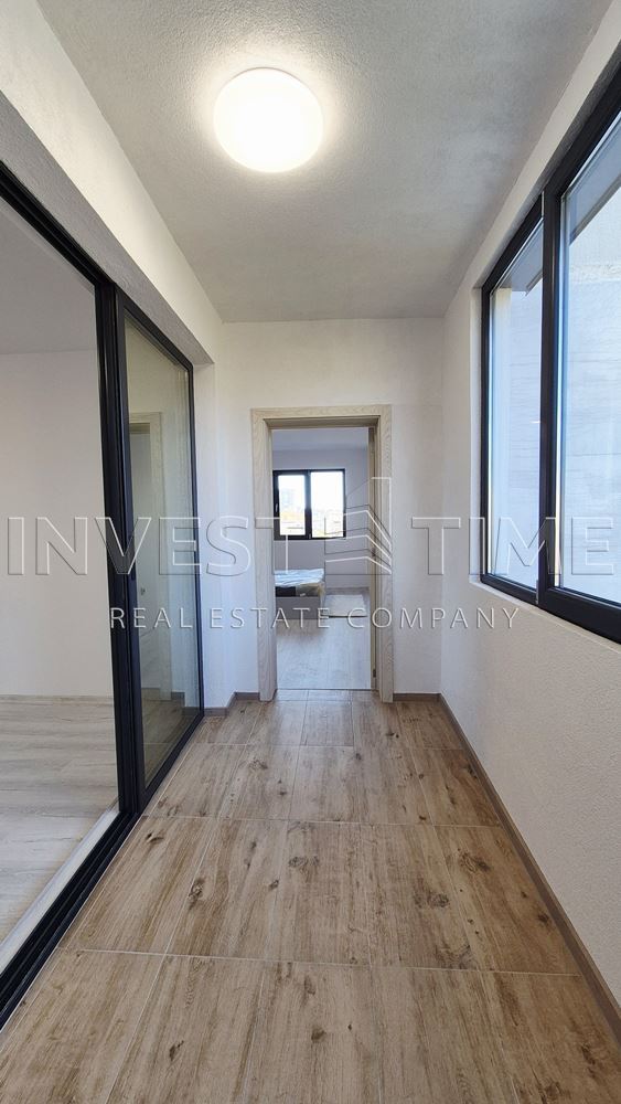 Тристаен обзаведен апартамент след основен ремонт, до Майчин дом - Агенция за недвижими имоти Варна - Екипът, имот 3