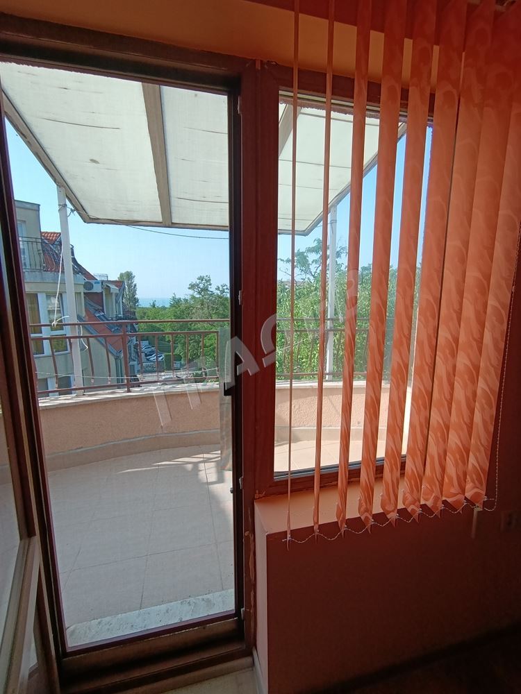 Четиристаен панорамен апартамент под наем в тих район на ж.к. Бриз - Агенция за недвижими имоти Варна - Екипът