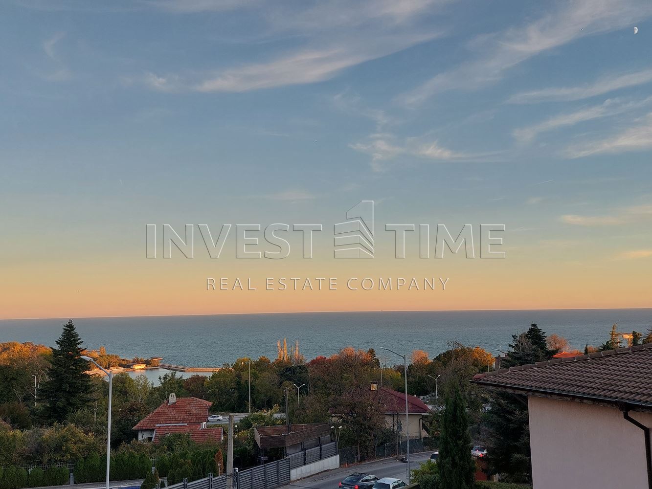 ТРИСТАЕН АПАРТАМЕНТ В МЕСТНОСТ ДОЛНА ТРАКА - Агенция за недвижими имоти Варна - Екипът