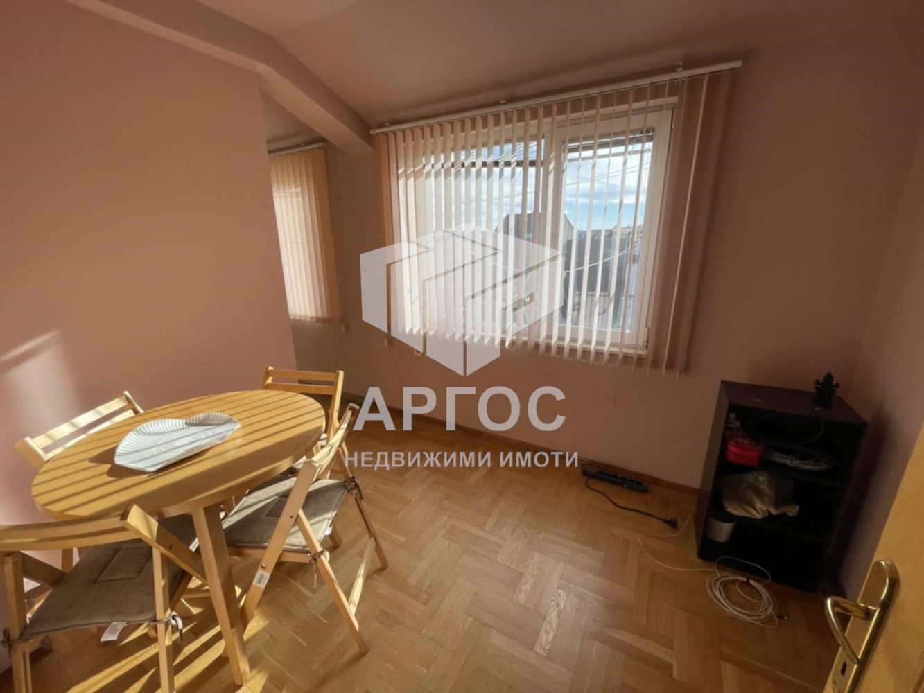 Дава под наем Двустаен апартамент – район ЗК Тракия - Агенция за недвижими имоти Варна - Екипът, имот 2