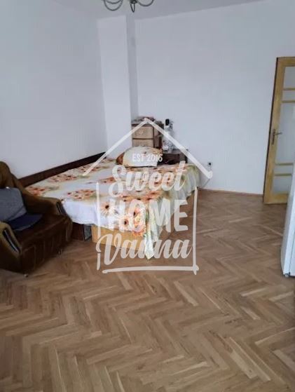 Тристаен апартамент Базар Левски - Агенция за недвижими имоти Варна - Екипът, имот 3