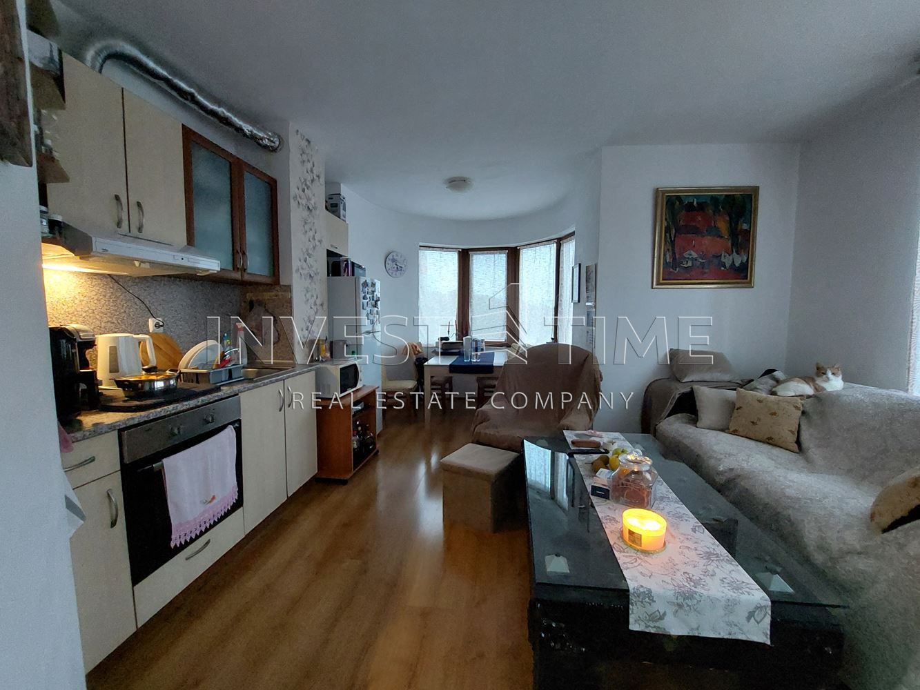 ТРИСТАЕН АПАРТАМЕНТ В МЕСТНОСТ ДОЛНА ТРАКА - Агенция за недвижими имоти Варна - Екипът, имот 2