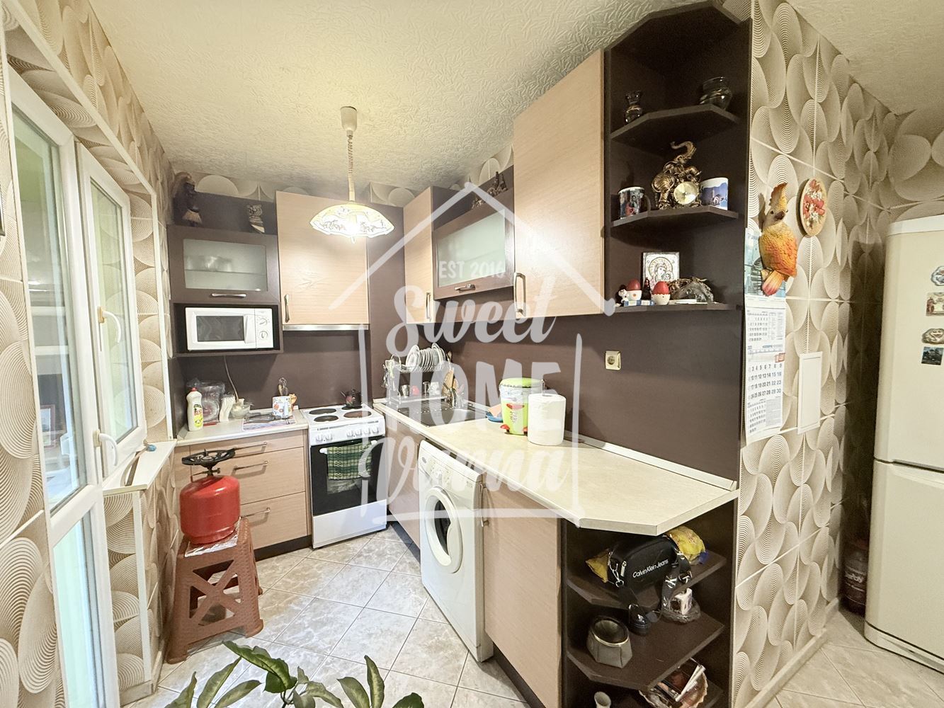 Тристаен апартамент завод Дружба - Агенция за недвижими имоти Варна - Екипът, имот 2