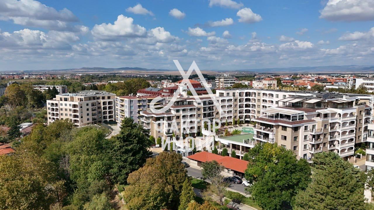 Луксозно обзаведен двустаен апартамент на първа линия в Несебър - Агенция за недвижими имоти Варна - Екипът, имот 2