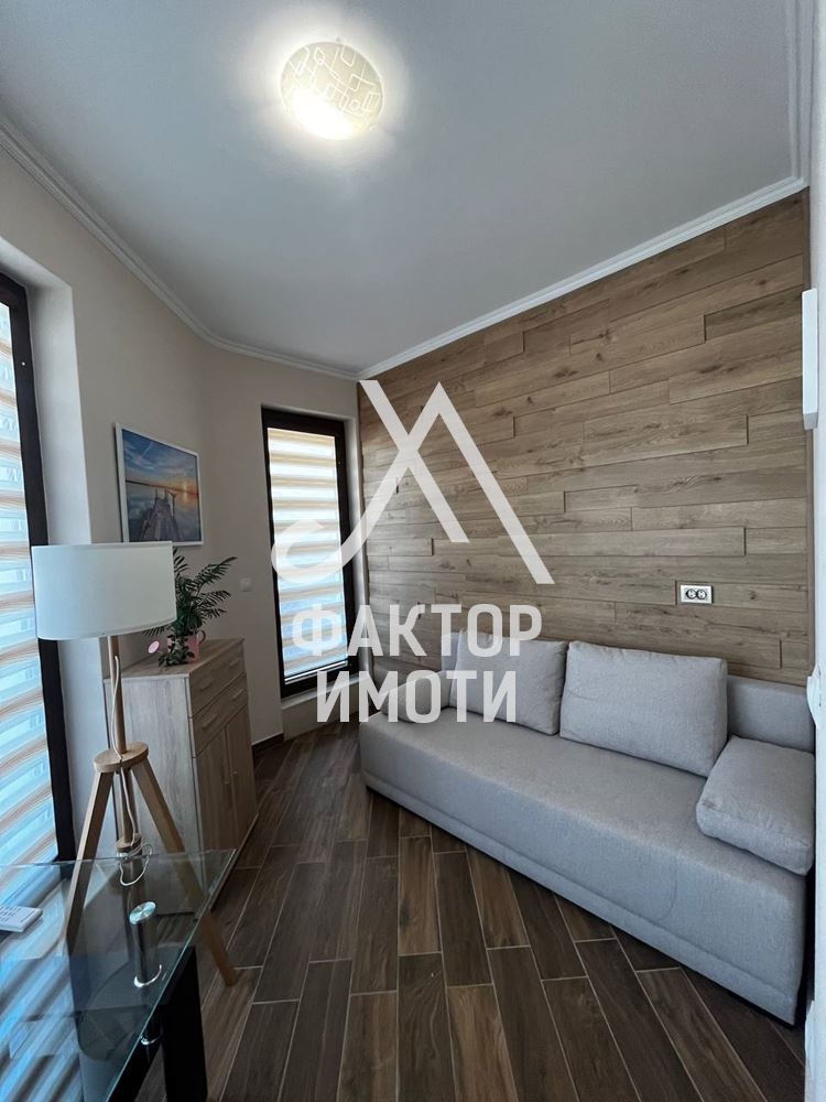 Луксозно обзаведен двустаен апартамент на първа линия в Несебър - Агенция за недвижими имоти Варна - Екипът, имот 4