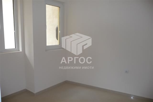 Дава под наем Офис -район Гръцка махала - Агенция за недвижими имоти Варна - Екипът