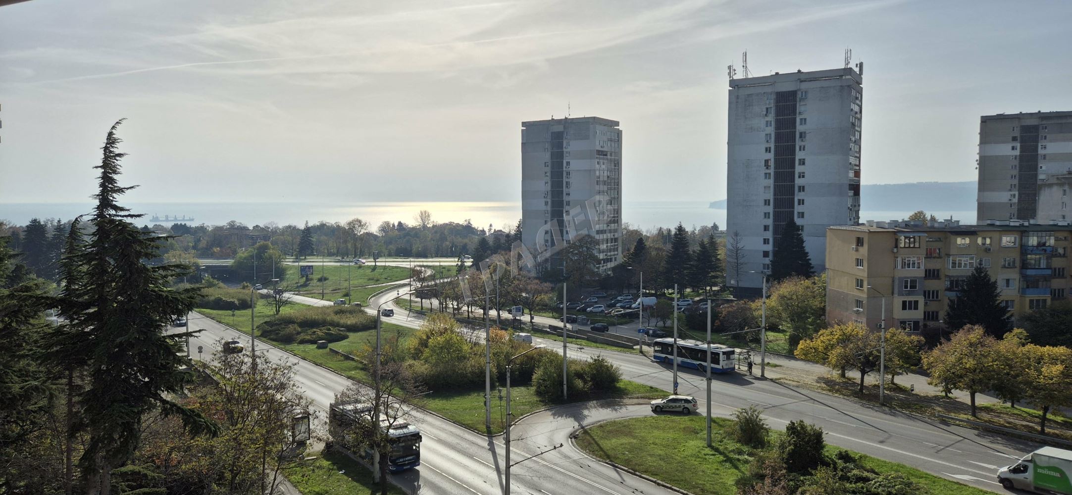 Чисто нов двустаен обзаведен апартамент в кв. Бриз - Агенция за недвижими имоти Варна - Екипът