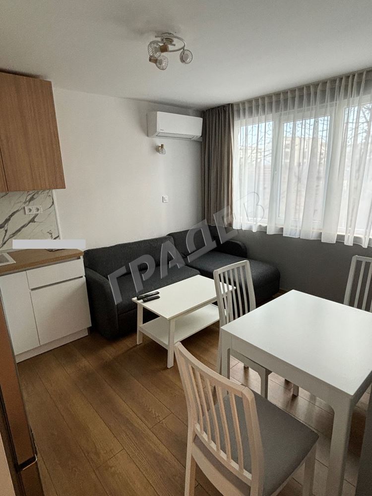 Тристаен апартамент под наем в района на Зимно Кино Тракия - Агенция за недвижими имоти Варна - Екипът, имот 2