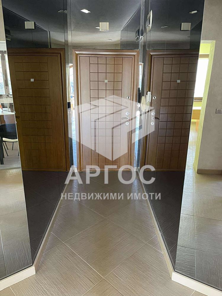 Офис – район Гръцка махала - Агенция за недвижими имоти Варна - Екипът