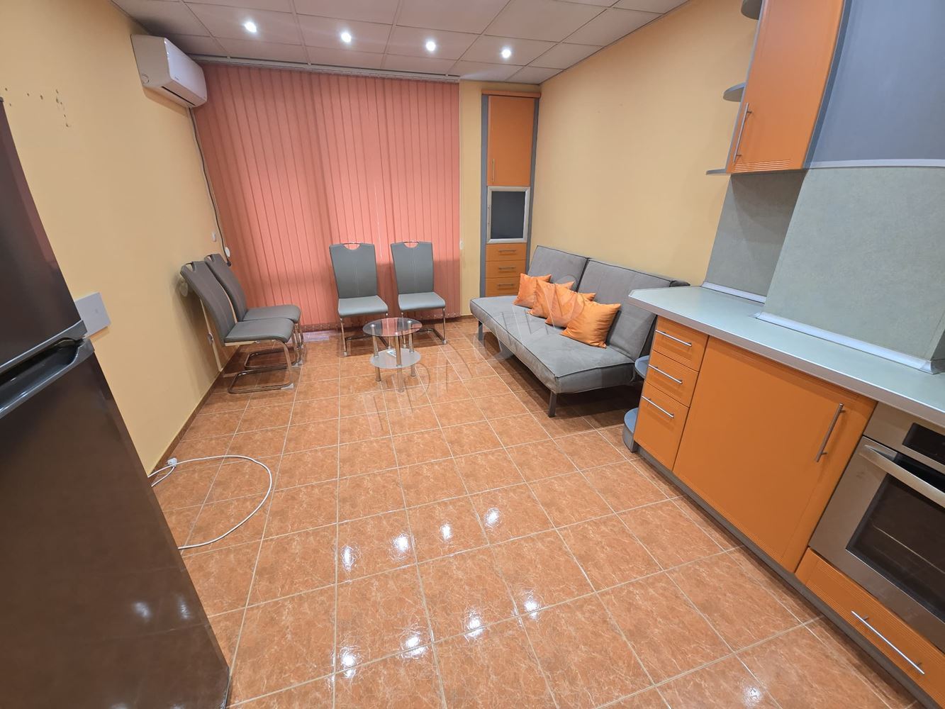 Двустаен тухлен, зад Районен съд, ул. Алеко Константинов - Агенция за недвижими имоти Варна - Екипът, имот 4