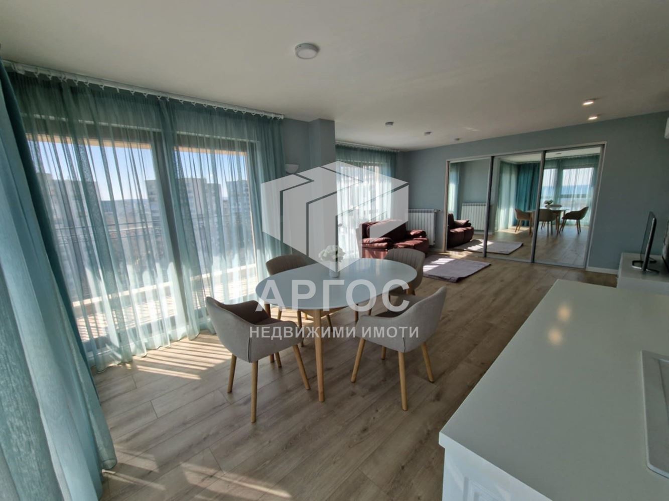 Дава под наем Тристаен апартамент – Чайка - Агенция за недвижими имоти Варна - Екипът