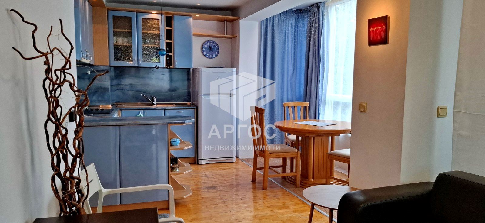 Дава под наем Тристаен апартамент – район Бриз - Агенция за недвижими имоти Варна - Екипът, имот 2