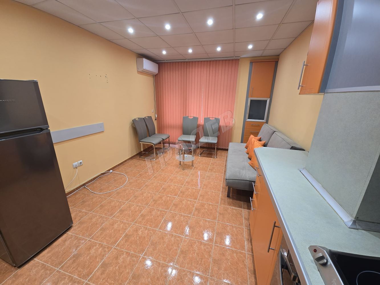 Двустаен тухлен, зад Районен съд, ул. Алеко Константинов - Агенция за недвижими имоти Варна - Екипът, имот 2