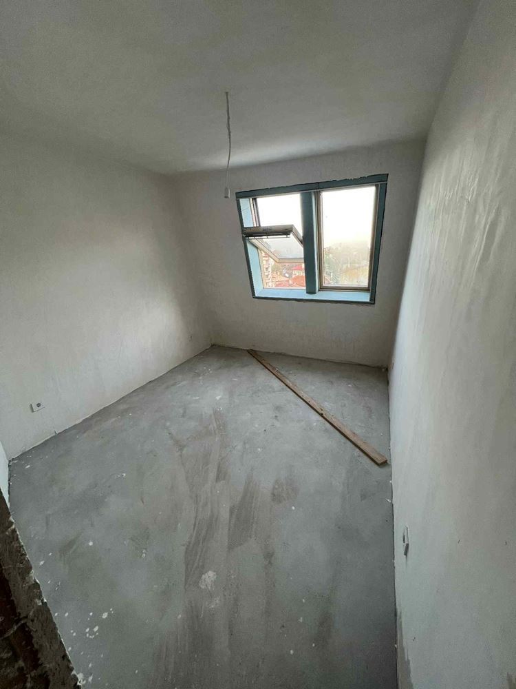 Просторен тристаен апартамент в кв. Аспарухово - Агенция за недвижими имоти Варна - Екипът, имот 2