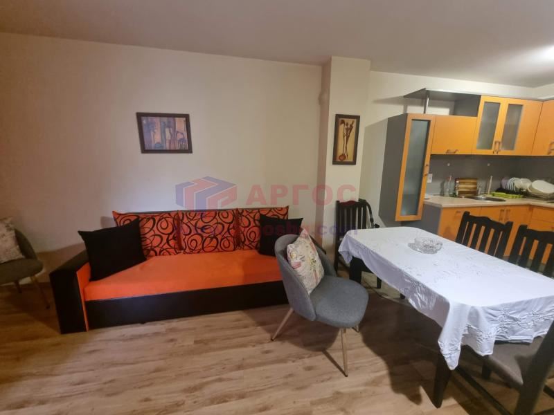 Дава под наем Двустаен апартамент район -Гръцка махала - Агенция за недвижими имоти Варна - Екипът