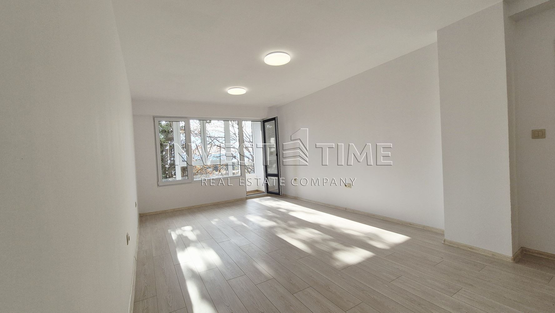 Тристаен апартамент след основен ремонт в кв. Младост, „ДО КЛЮЧ“ - Агенция за недвижими имоти Варна - Екипът, имот 1