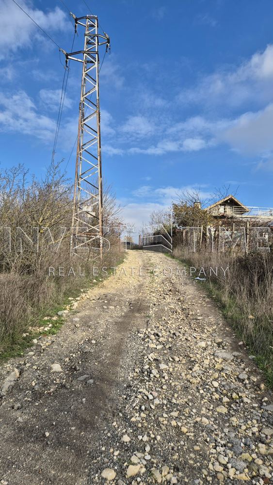 Парцел в м-ст Летището! - Агенция за недвижими имоти Варна - Екипът, имот 2