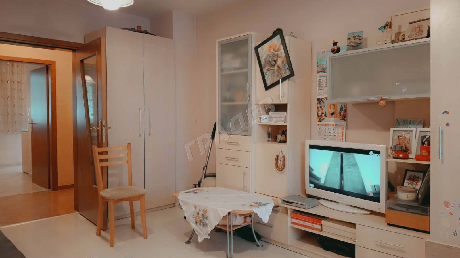 Обзаведена разширена гарсониера срещу КАТ - Агенция за недвижими имоти Варна - Екипът