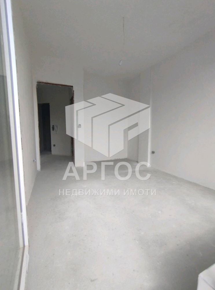 Продава Тристаен апартамент – район Аспарухово - Агенция за недвижими имоти Варна - Екипът, имот 4