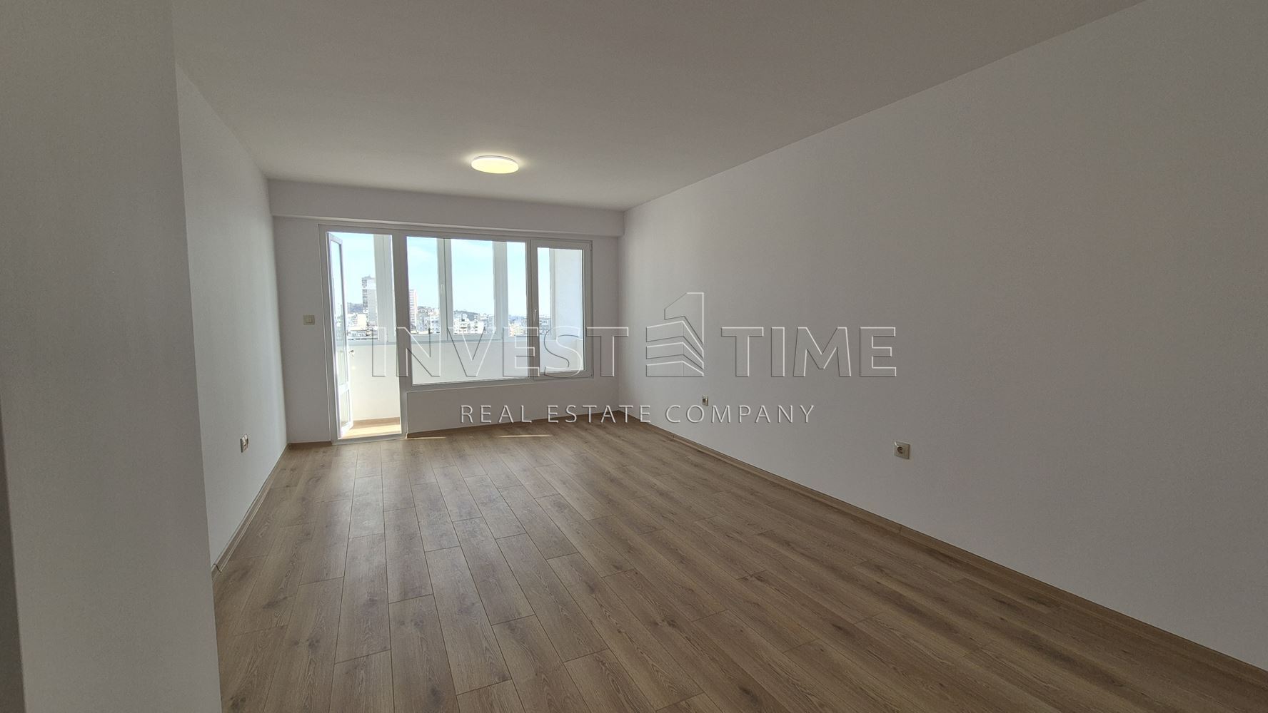 Тристаен апартамент за продажбав кв. Владиславово, след основен ремонт – „ДО КЛЮЧ - Агенция за недвижими имоти Варна - Екипът