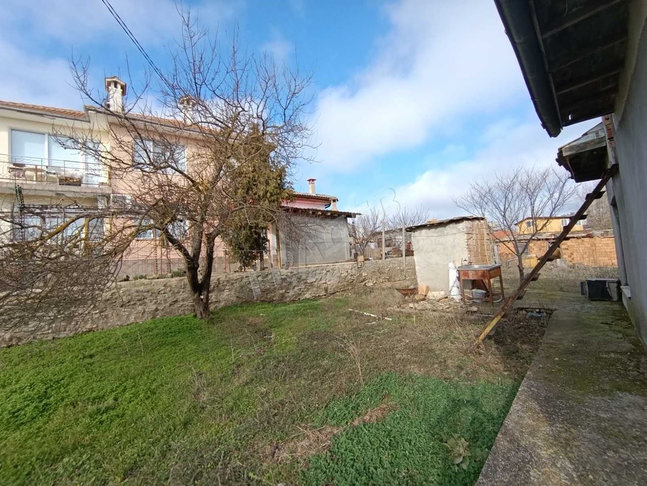 Каменна къща за продажба в гр. Балчик, обл. Добрич - Агенция за недвижими имоти Варна - Екипът, имот 2