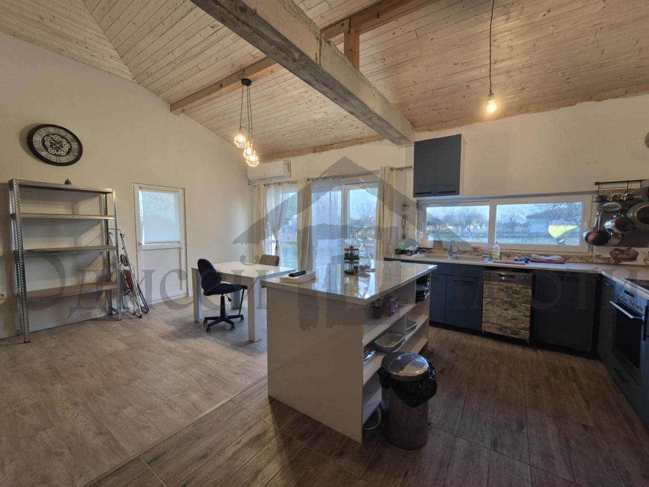 Еднофамилна къща в село Генерал Кантарджиево - Агенция за недвижими имоти Варна - Екипът, имот 2