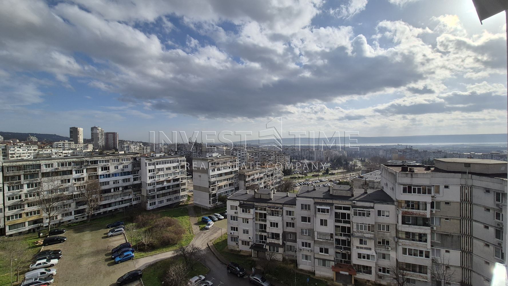 Тристаен апартамент за продажбав кв. Владиславово, след основен ремонт – „ДО КЛЮЧ - Агенция за недвижими имоти Варна - Екипът, имот 3