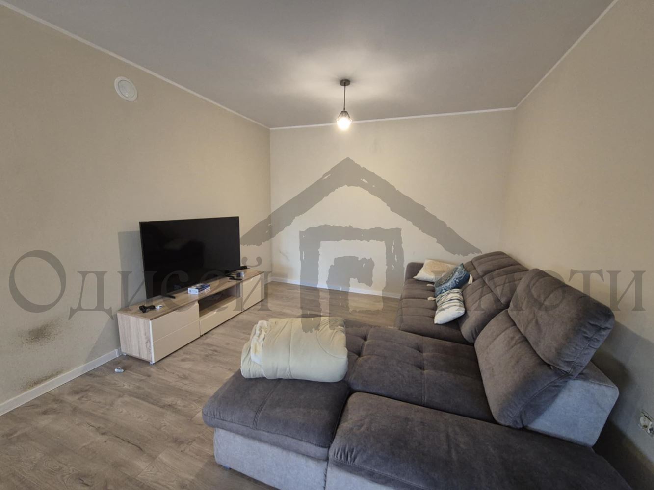  - Агенция за недвижими имоти Варна - Екипът, имот 4