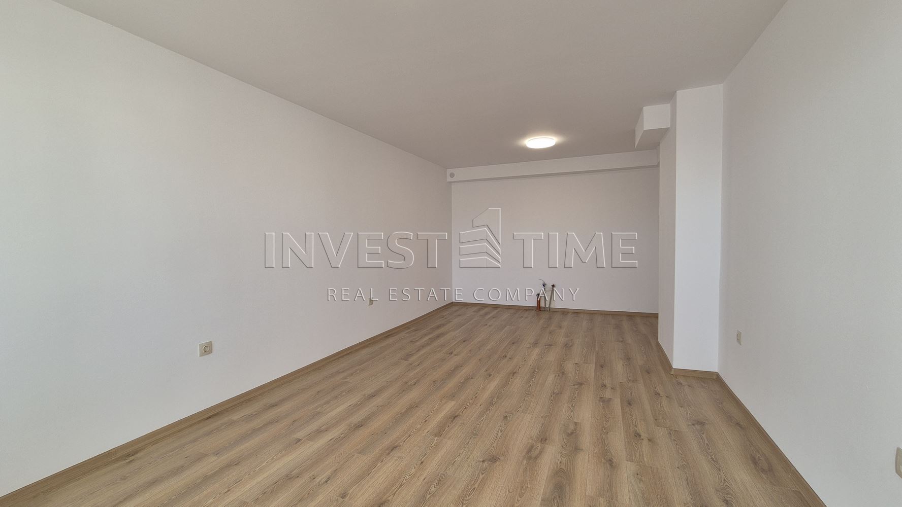 Тристаен апартамент за продажбав кв. Владиславово, след основен ремонт – „ДО КЛЮЧ - Агенция за недвижими имоти Варна - Екипът, имот 1