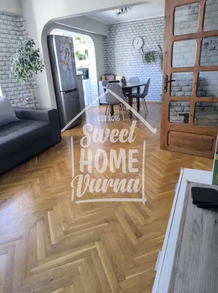 Тристаенапартамент кв.Владиславово - Агенция за недвижими имоти Варна - Екипът, имот 1