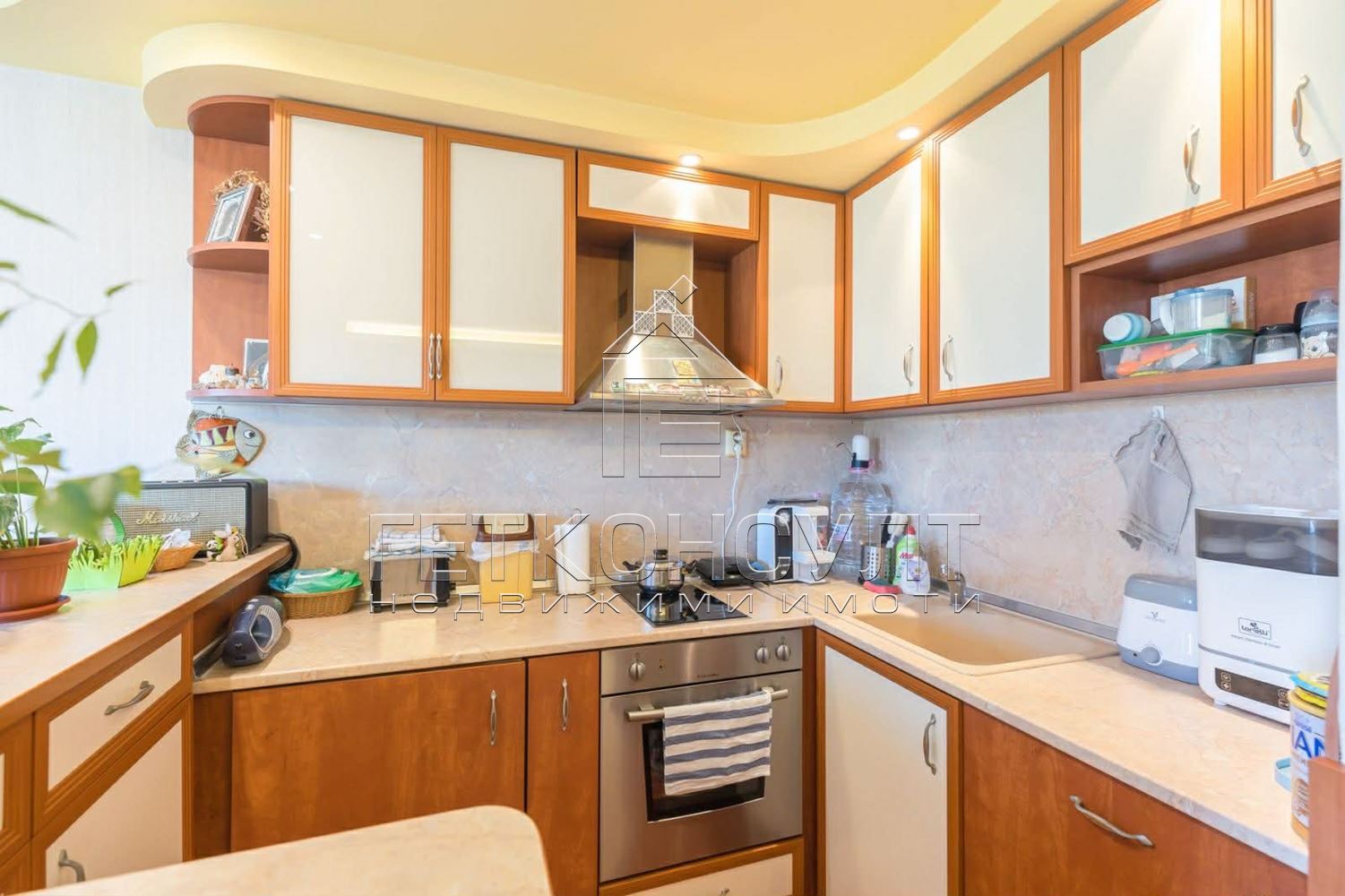 Варна, Цветен квартал. ул.“Синчец“, тристаен, тухлен - Агенция за недвижими имоти Варна - Екипът, имот 3