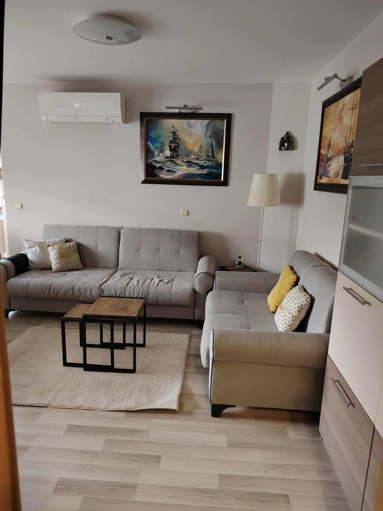 Под наем просторен тристаен апартамент кв.Левски 1 - Агенция за недвижими имоти Варна - Екипът, имот 2