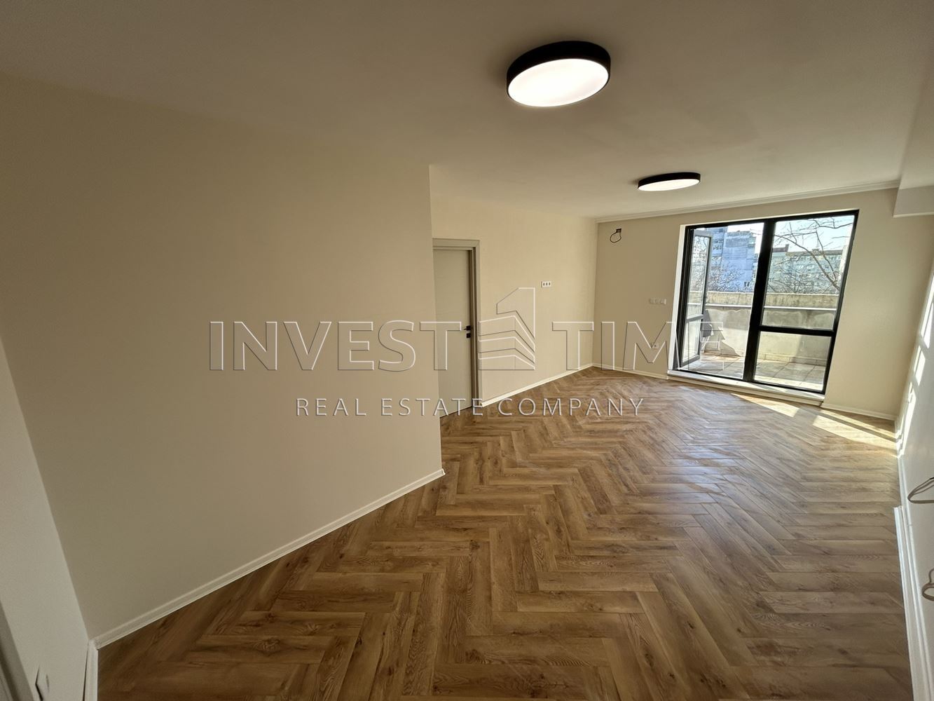 Тристаен апартамен завършен „ДО КЛЮЧ“ в кв. Възраждане - Агенция за недвижими имоти Варна - Екипът