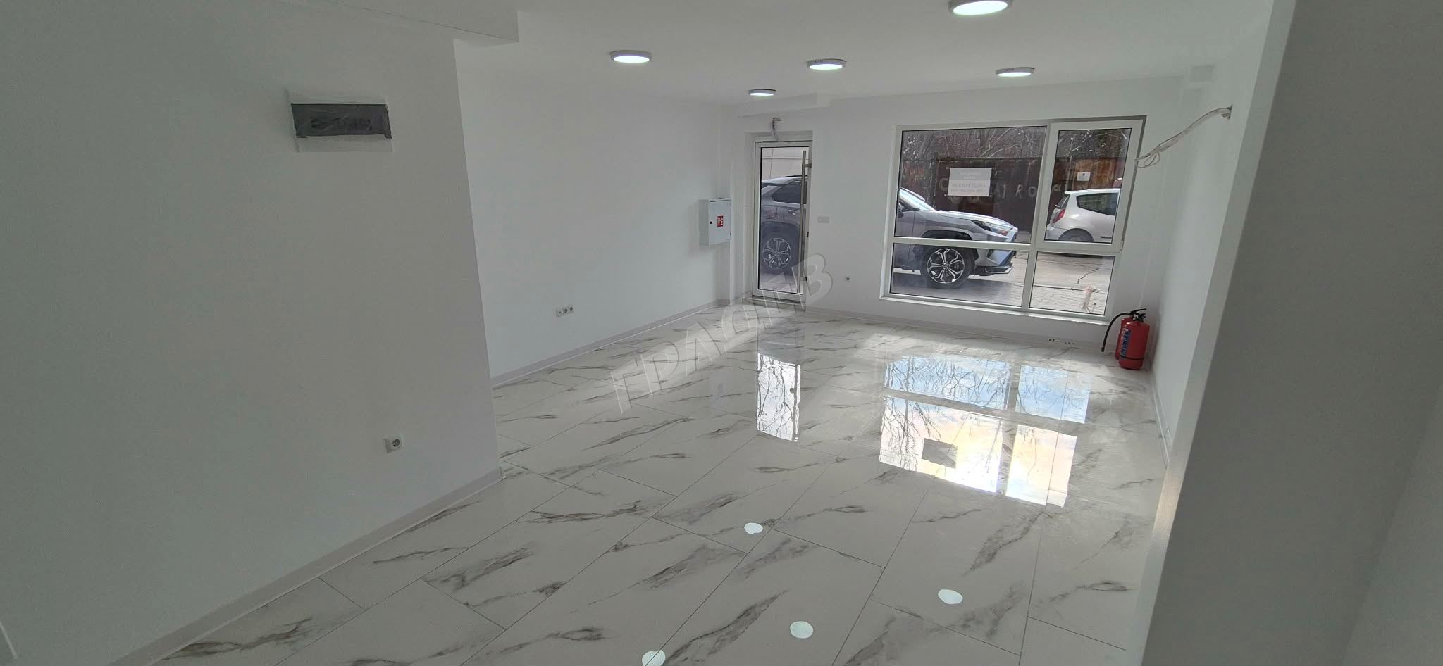 Търговско помещение в централната част на града - Агенция за недвижими имоти Варна - Екипът, имот 1