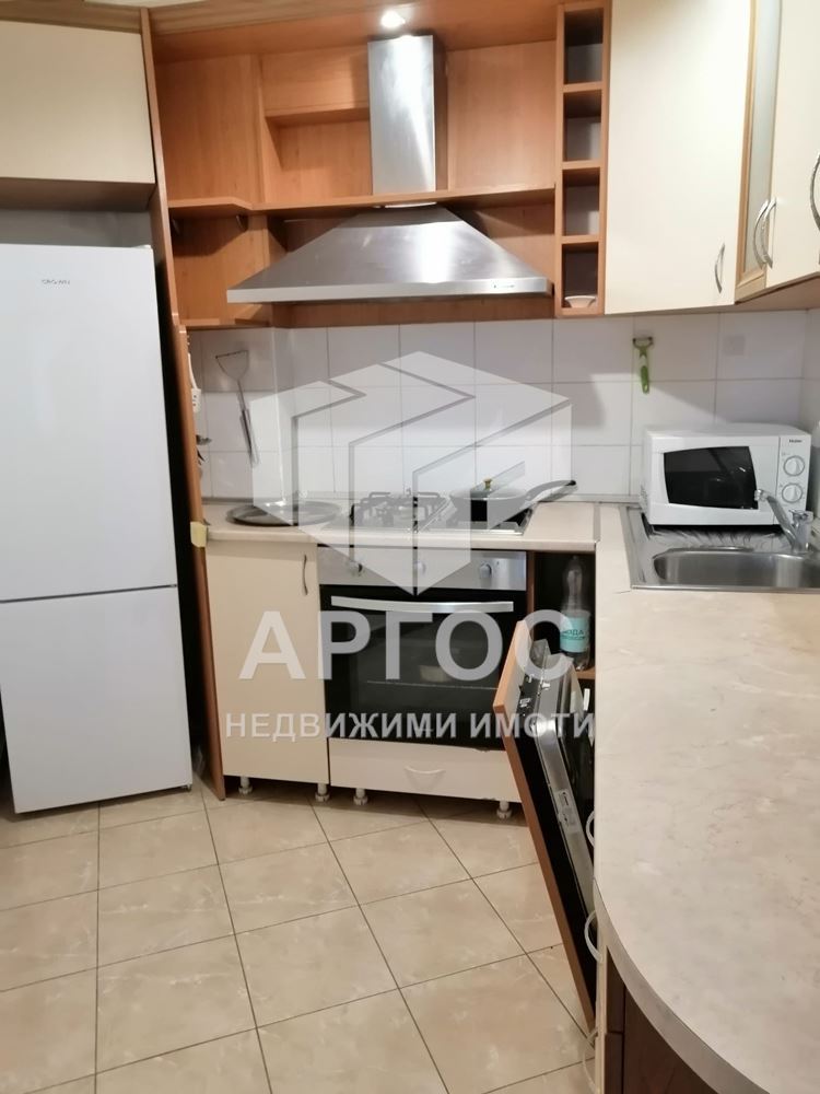 Дава под наем Тристаен апартамент район – Гръцка махала - Агенция за недвижими имоти Варна - Екипът, имот 3