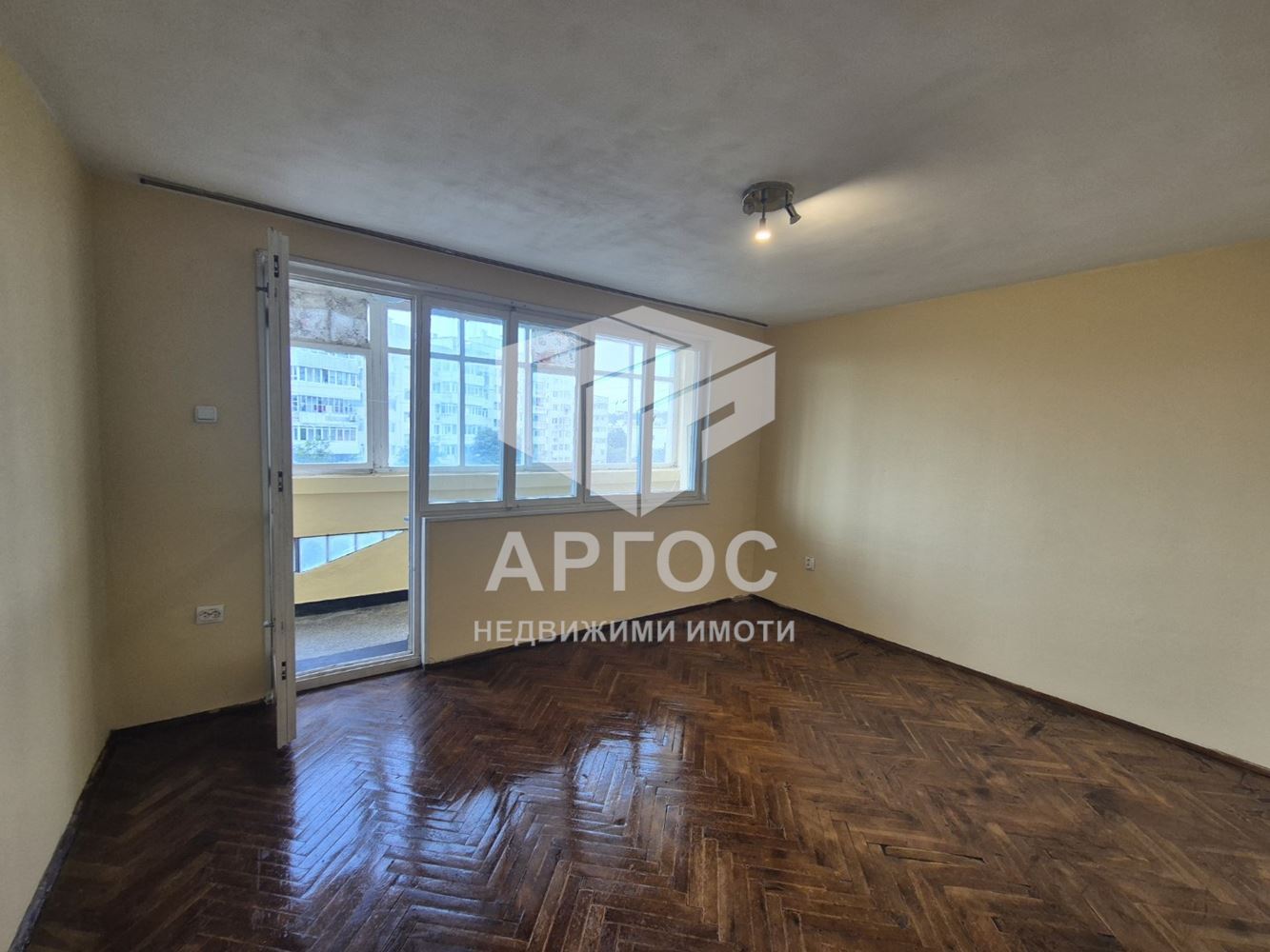 Дава под наем Двустаен апартамент район – Левски - Агенция за недвижими имоти Варна - Екипът