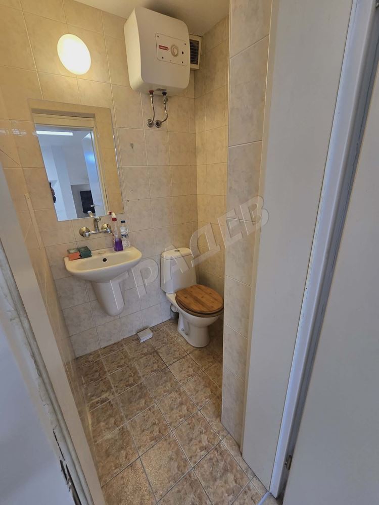 Офис под наем в идеален център - Агенция за недвижими имоти Варна - Екипът, имот 2