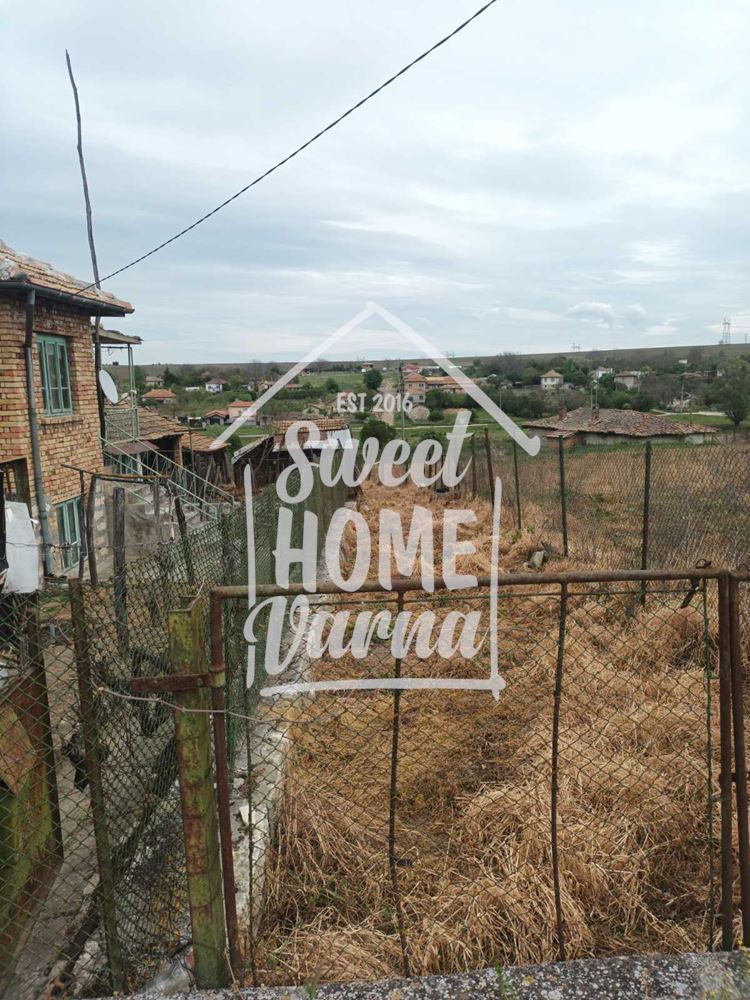 Къща 100 кв.м. в с.Генерал Киселово - Агенция за недвижими имоти Варна - Екипът, имот 4