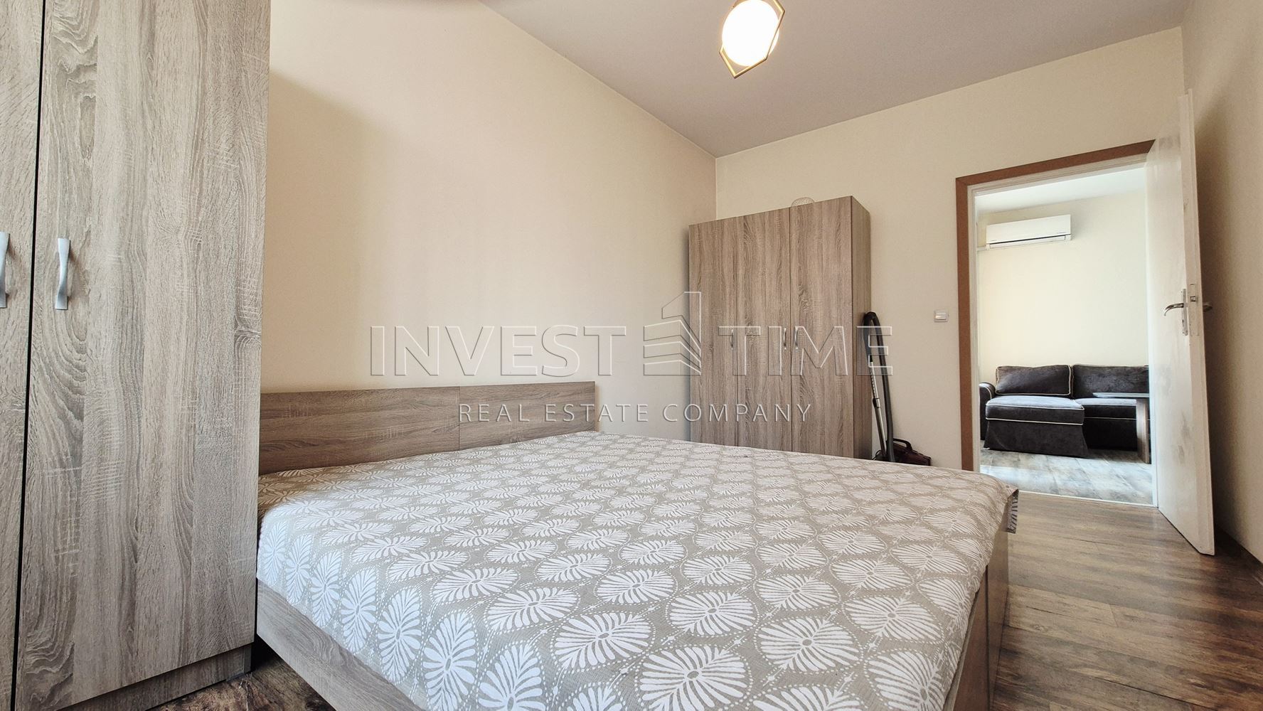 Двустаен апартамент, Широк център – до Дежа Вю - Агенция за недвижими имоти Варна - Екипът, имот 3