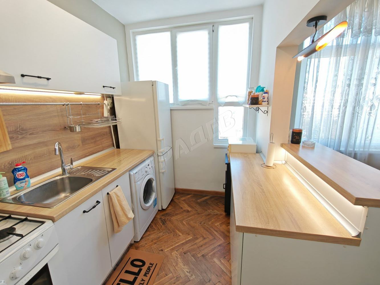 Прекрасен тристаен апартамент с морска панорама! - Агенция за недвижими имоти Варна - Екипът, имот 1