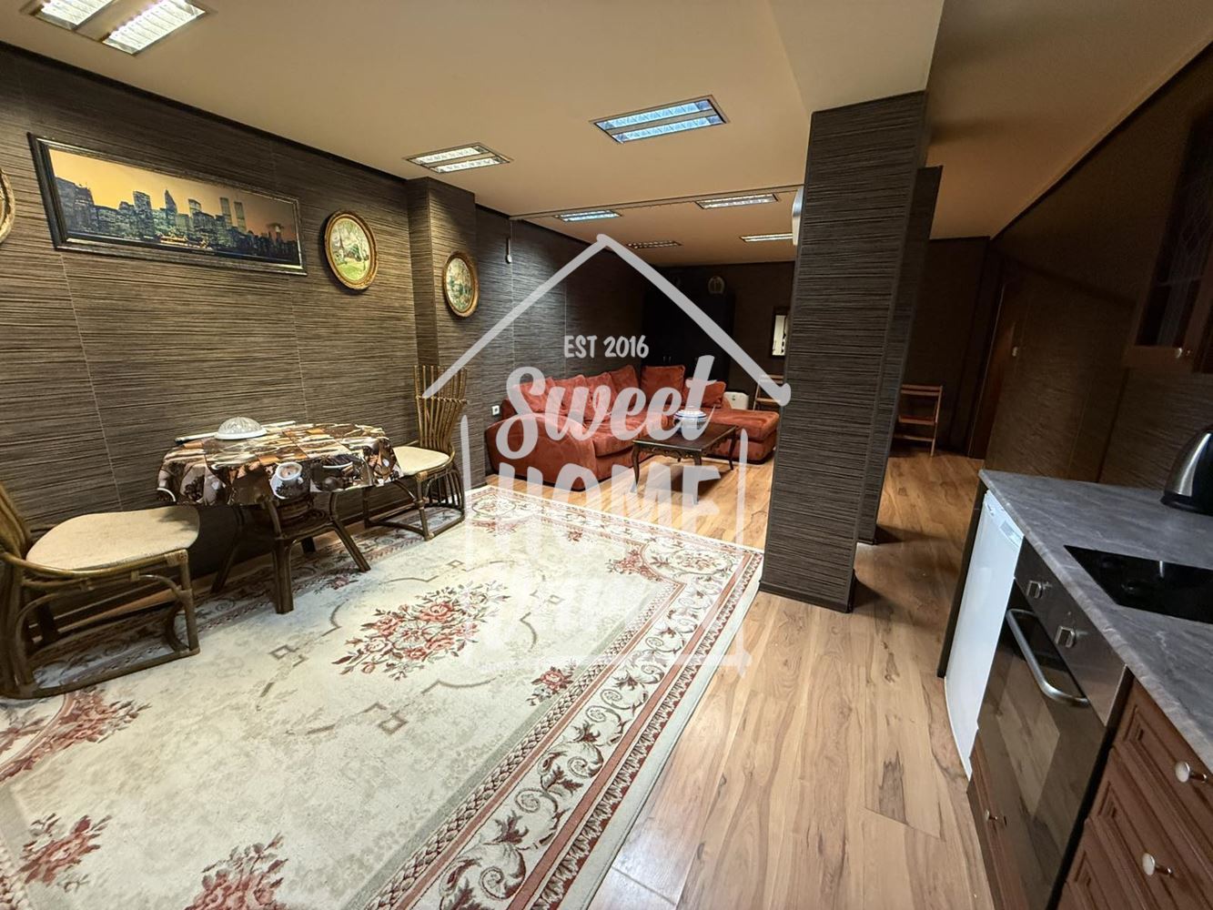 Едностаен апартамент в цент - Агенция за недвижими имоти Варна - Екипът, имот 1