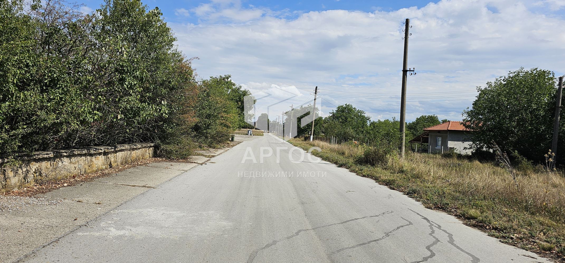 Продава Парцел в село Ястребино - Агенция за недвижими имоти Варна - Екипът