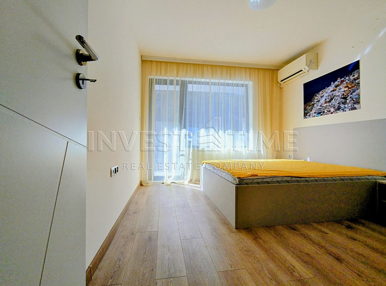 Двустаен, обзаведен апартамент в кв.Виница! - Агенция за недвижими имоти Варна - Екипът